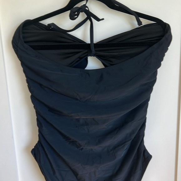 🛍️NWT black Tempt Me swimsuit XXL convertible strapless - Picture 5 of 5